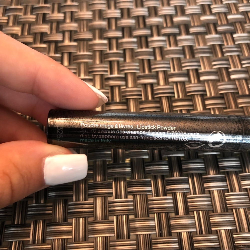Sephora “red hot (04)” lipstick powder - Picture 3 of 4